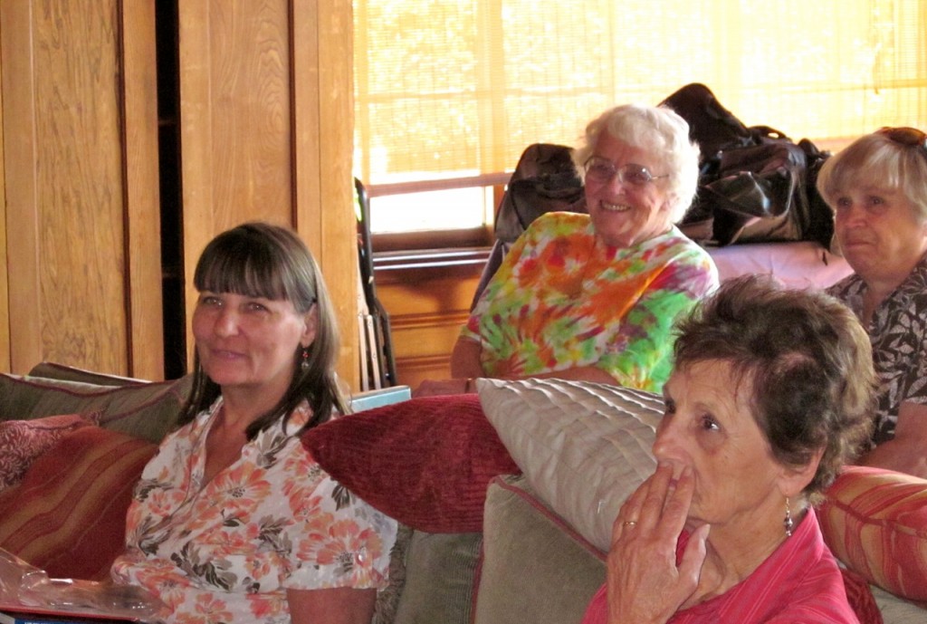 4 Ladies